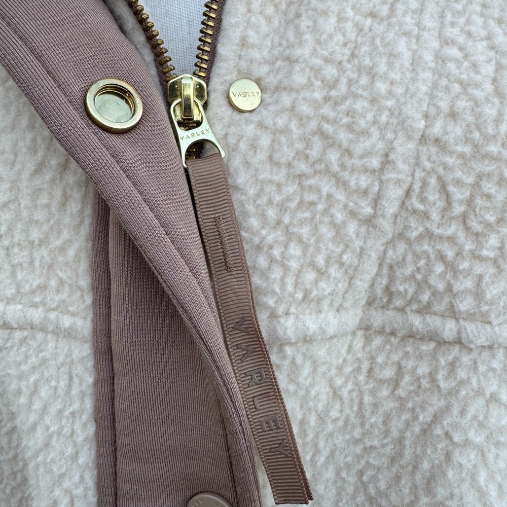 Varley Tatton Fleece Jacket Cool Sand | Size S | Sold Out Size - Picture 3 of 15